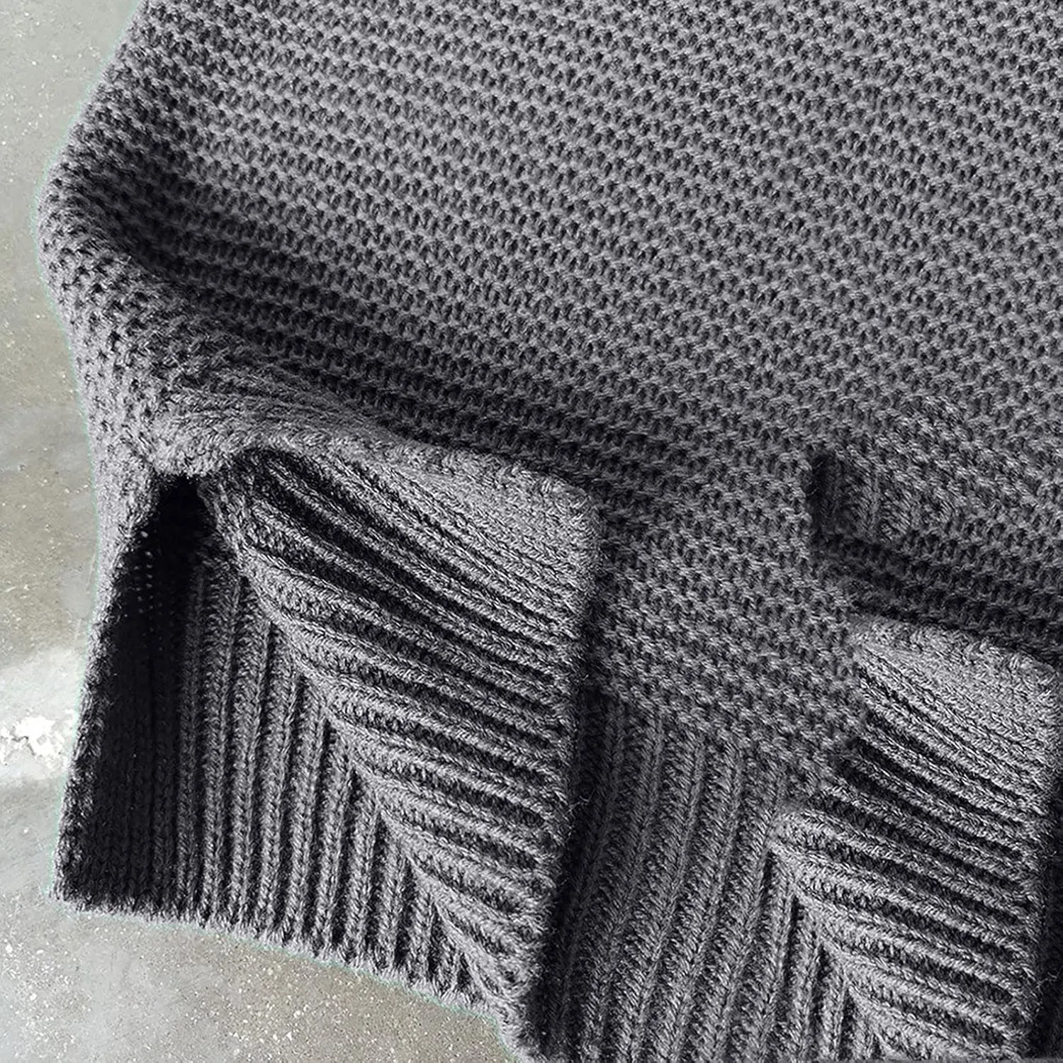 Chunky Sweaters for Women 2023 Fall Winter Oversized Sweaters Soft Warm Knitted Sweaters Slouchy Turtleneck Sweaters