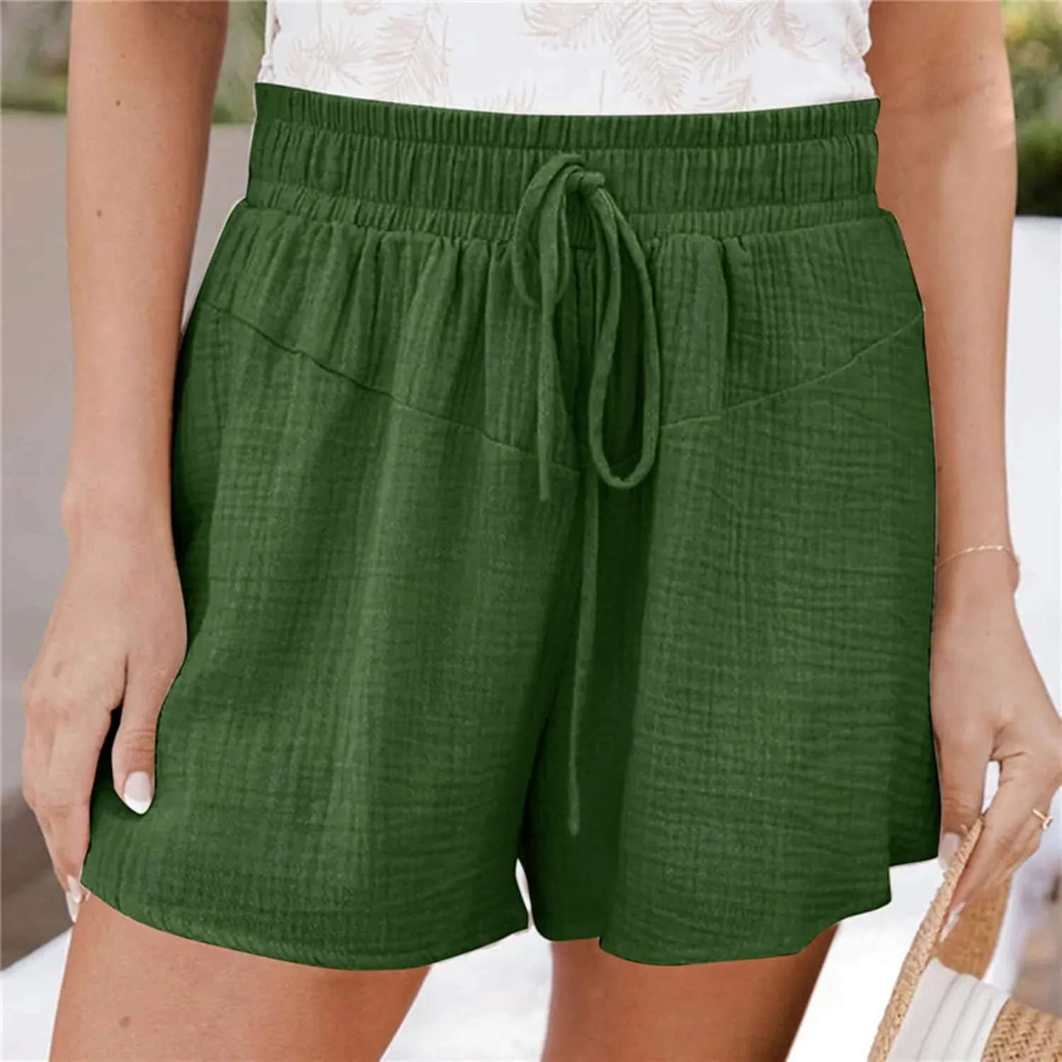 Women's Green Solid Cotton Linen Bermuda Shorts