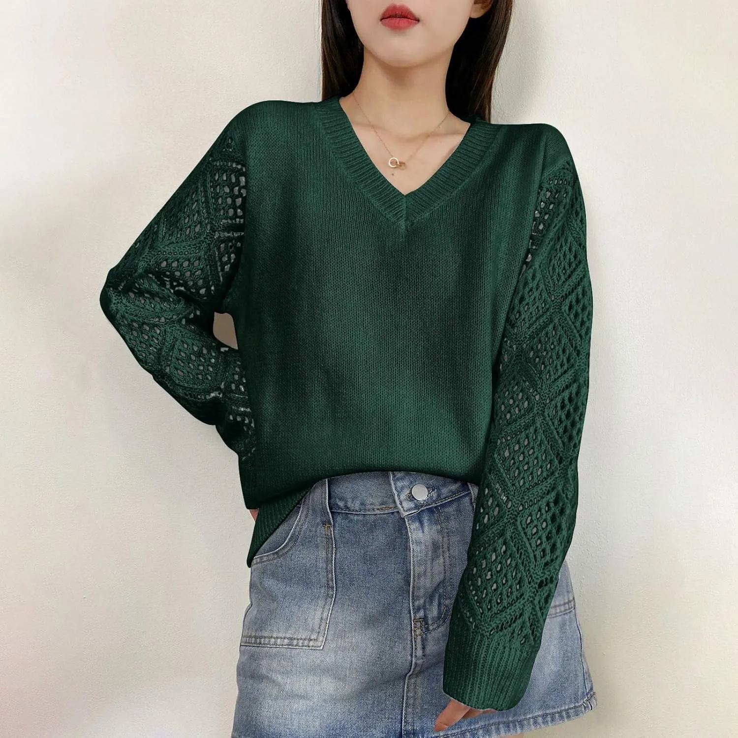 Women's Hollow Out Long Sleeve Sweater Casual V-Neck Chunky Knit Sweater Lightweight Pullover Sweater Fashion Design