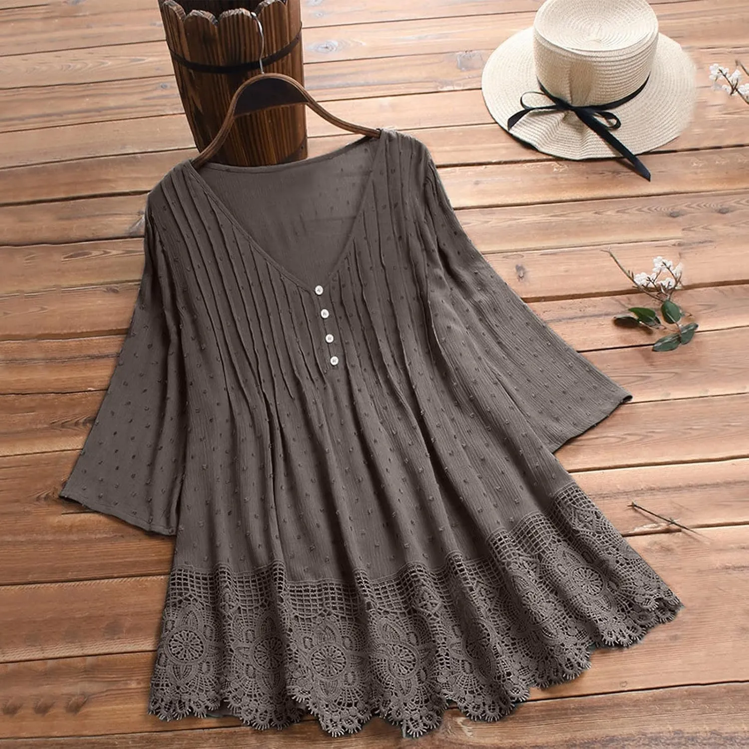 Womens Linen Shirts V-Neck Buttons Blouses Floral Print Trendy Tshirts Long Sleeve Loose T Shirts